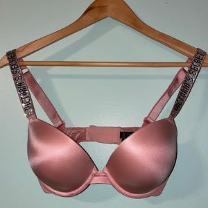 Victoria’s Secret Very Sexy Push Up Shine Strap Bra in Blush Pink